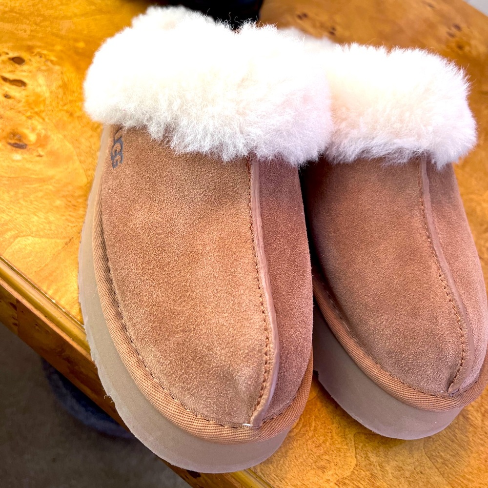 UGG Disquette Platform Mule